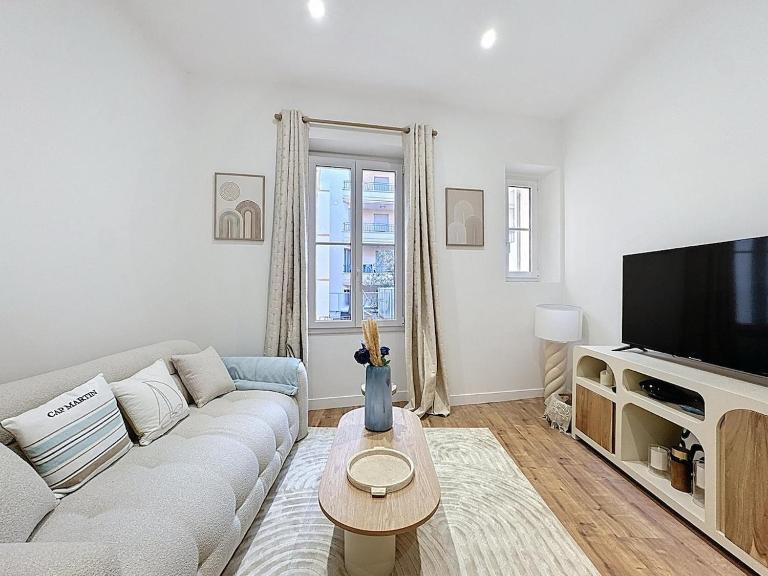 Effet Mer - neuf, central, Port, Plage&Palais, clim - B&B Cannes