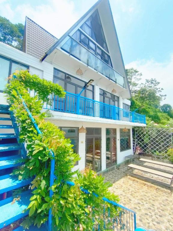 Sa Mộc House - Tam Đảo căn Mộc 6 phòng ngủ - B&B Tam Đảo