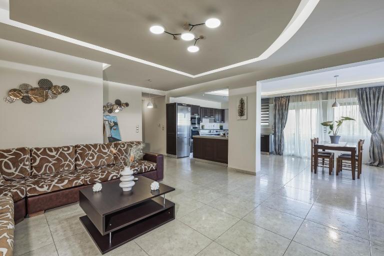 SunBeam Evia Apartment - Ferienwohnung Amárynthos
