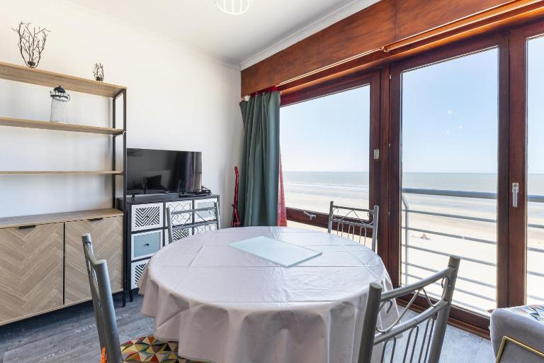Sun Beach 0603 - B&B Sint-Idesbald