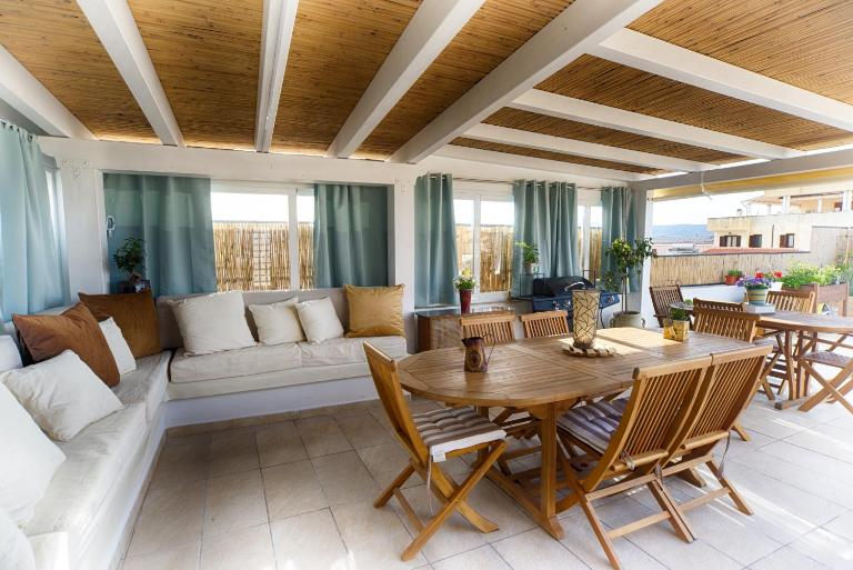 Rooms and Rooftop Terrace Olbia Center - Ferienwohnung Olbia