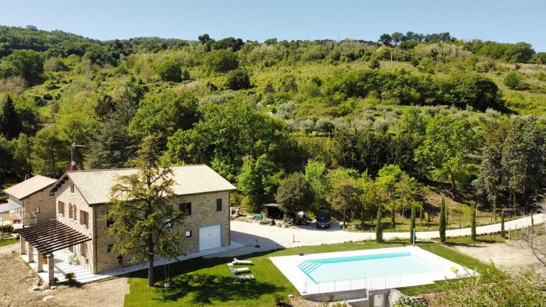 Sophie Deluxe House ONLY 6 km FROM THE SEA - B&B Aquaviva Picena