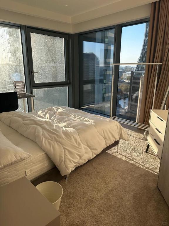 Aspen Collection - 2 Bedroom - B&B London