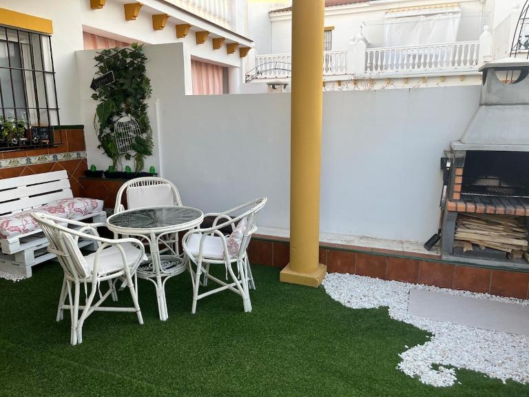 ElSoldeLola - B&B Huelva