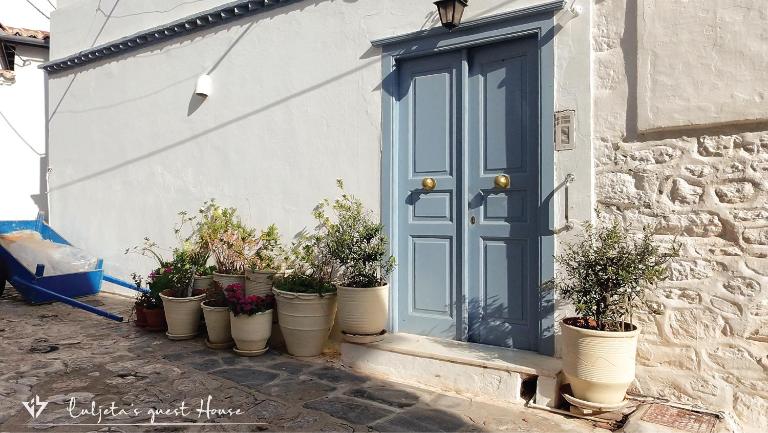 Luljeta's Guest House - B&B Ýdra