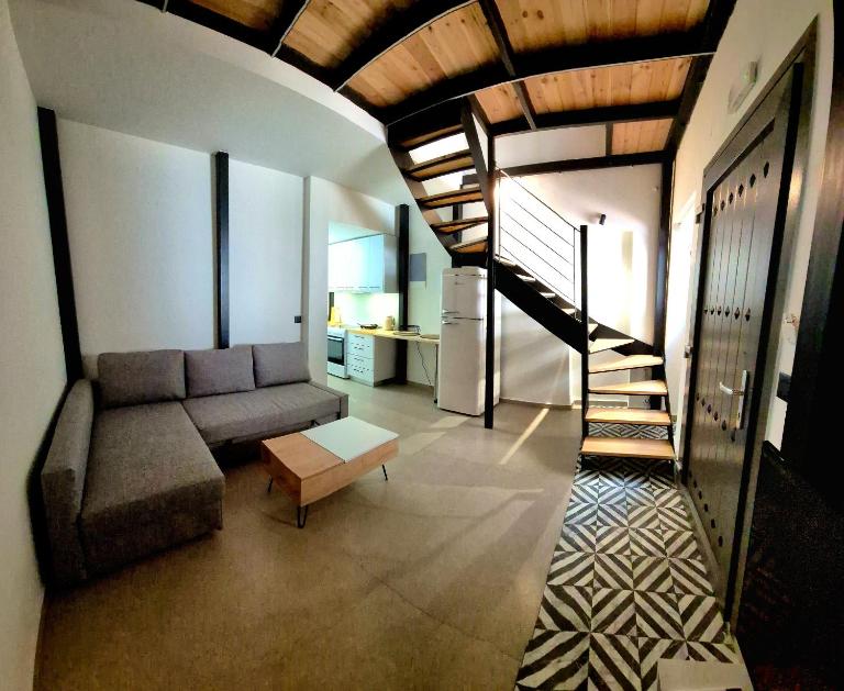 Mposkini house - next to Chania town center - B&B La Canea