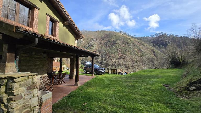 Casa Xerra Verdin Naturaleza, espacio y confort - B&B Espinaredo
