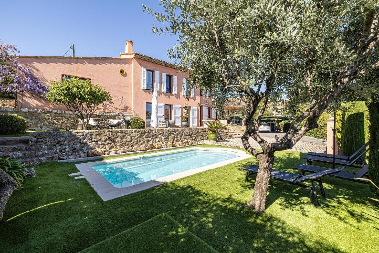 Villa Flore - Panoramic Sea View by Halldis - Ferienwohnung Vallauris