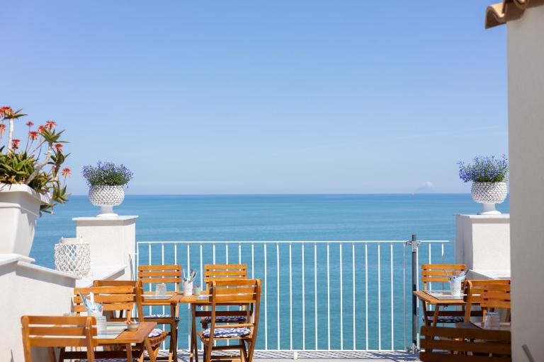Casanova Rooms and Apartment to Rent - B&B Cefalù