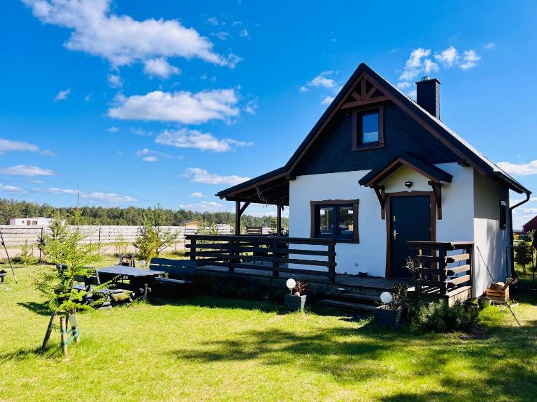 Domek Clonowo - Bed and Breakfast Borsk