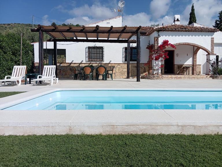 Casa La Herriza Larga de Vallesol Rent - B&B Alcaucín