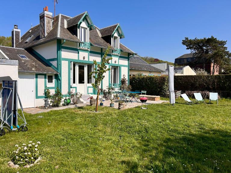 Le Bocage, maison avec grand jardin et parking - B&B Étretat