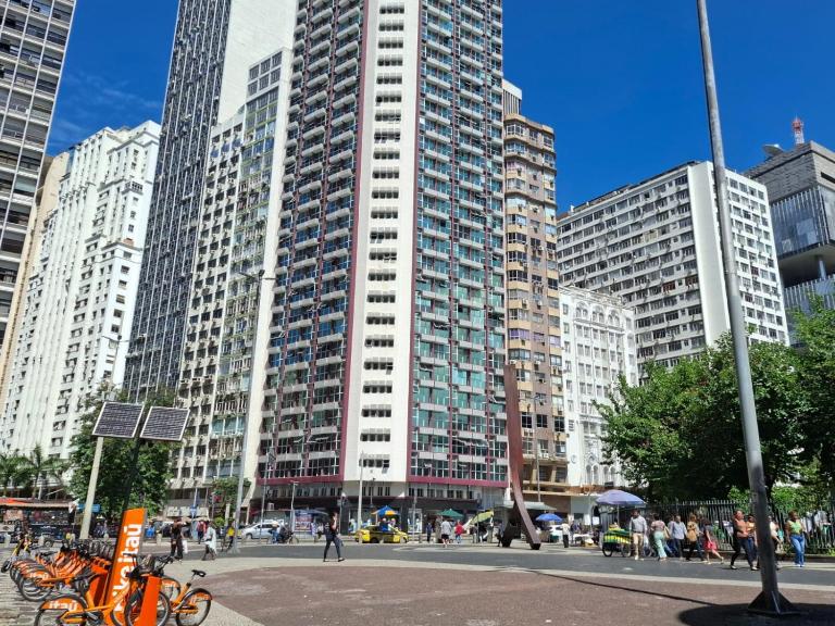 Apartamento Metrô Carioca - Centro Rio - B&B Rio de Janeiro