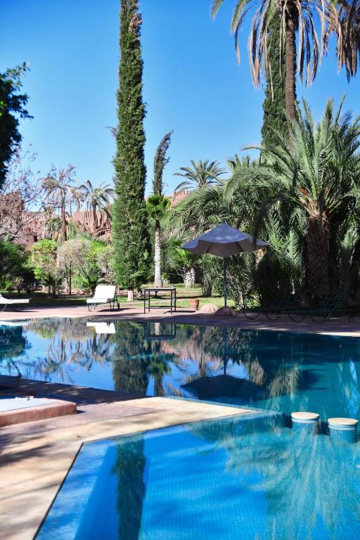 Riad Arraha Retreat Elegance tranquility and pools - B&B Marrakesh