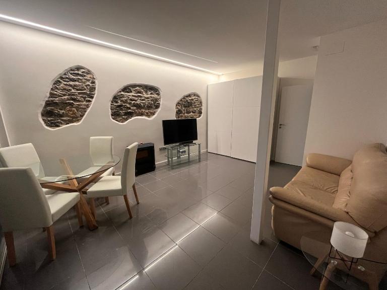 Costa 101 - B&B Gijón