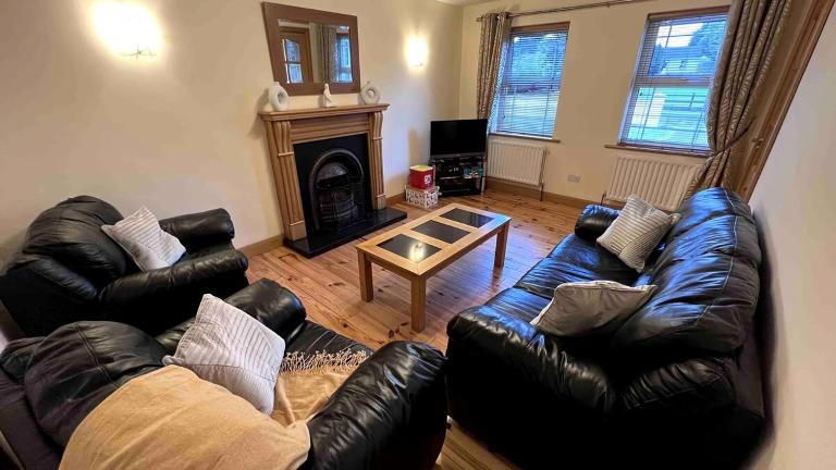 Home in Foxford, 8 Guests - Chambres d'hôtes Rinnananny