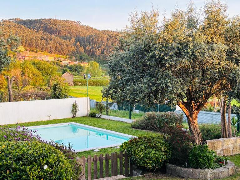 Serra da Freita Concept House - B&B Parameira