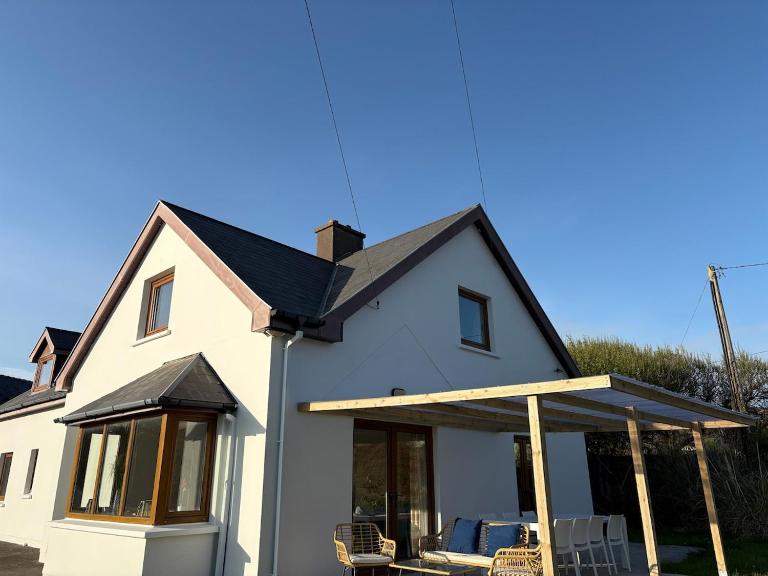 Luxurious large West Cork property with seaviews - Chambres d'hôtes Skibbereen