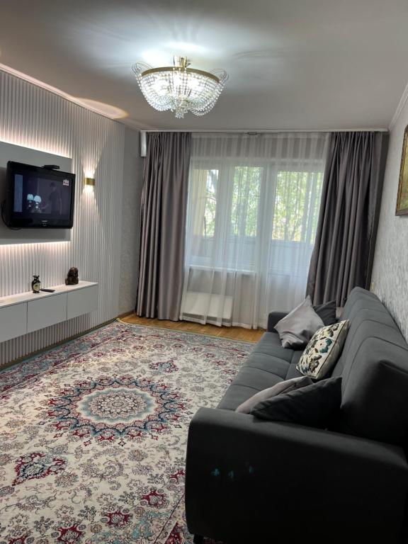 Forum Cozy Apartment 2 room-Prime Location Walk to All Attractions! - Chambres d'hôtes Almaty