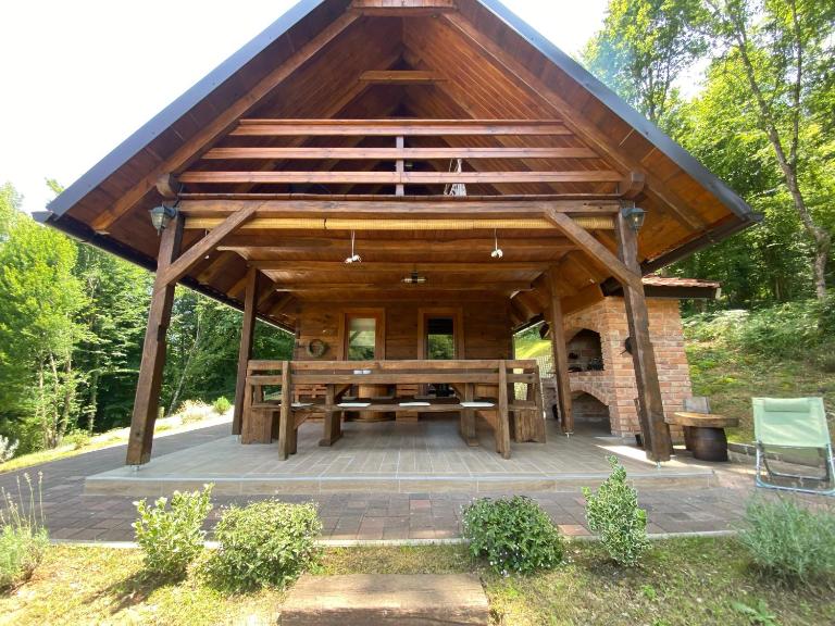 Kuća za odmor Foresta - Ferienwohnung Ladvenjak