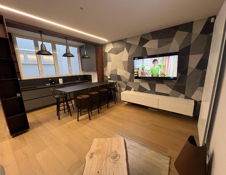 Luxury Apartment, Downtown IMOLA, Italy - B&B Imola