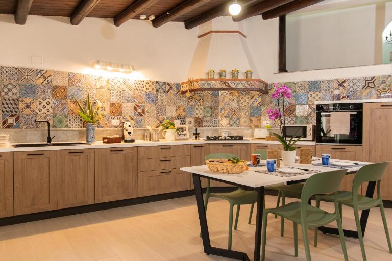 VILLA ROSETTA ampi spazi esterni WIFI FREE - B&B Trabia