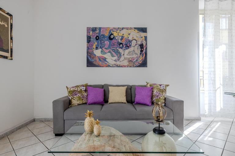 mama home - metro c mirti - B&B Roma