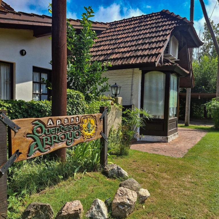 Aparts Duendes del Arroyo - B&B Villa General Belgrano