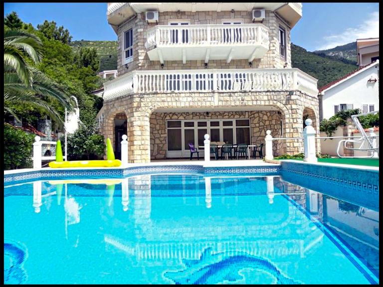 Villa VIktoria - B&B Petrovac na Moru