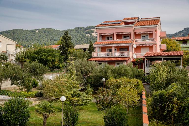 Apartmani Banić Rab - B&B Banjol