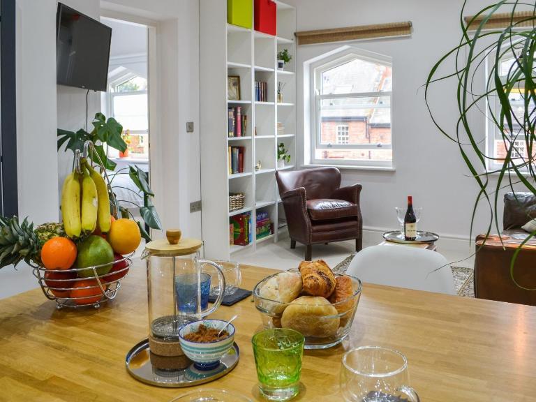 Ouse Retreat -Free parking - B&B York
