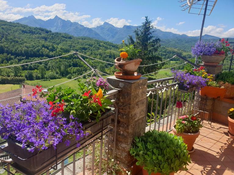 La Codirossa - magnificent view - Ferienwohnung Agnino