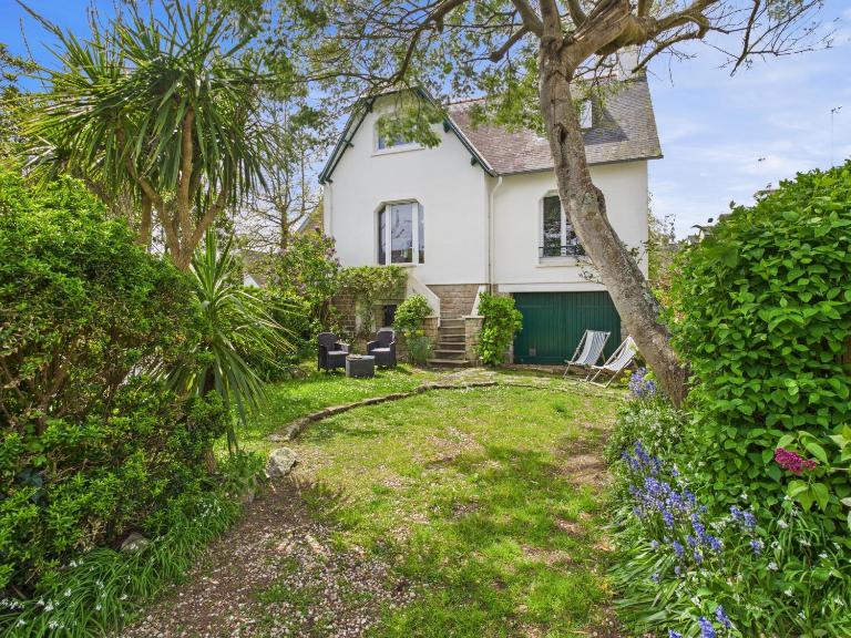 Maison à 30m de la plage - Grand Jardin - pour 6 - Bed and Breakfast Île-Tudy
