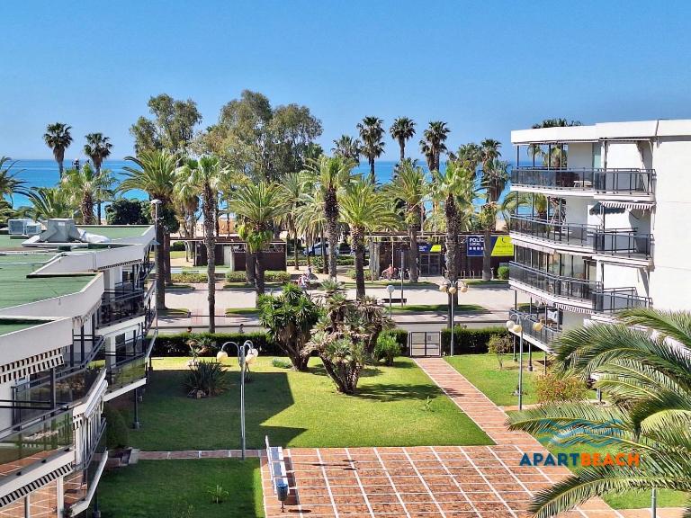 APARTBEACH CAPRI FRONT BEACH CLIMA y WIFI - Ferienwohnung Salou
