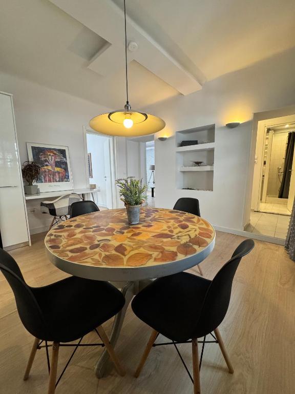 Delfi Home - B&B Samos