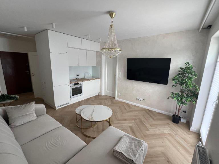 New apartment next to Warsaw - Chambres d'hôtes Marki