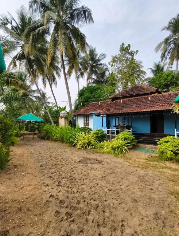 Kadingis homestay and eco tourism - B&B Kādolundi