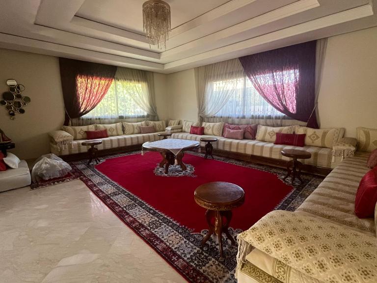 Marrakech le joyau villa piscine privée jardin - B&B Marrakech