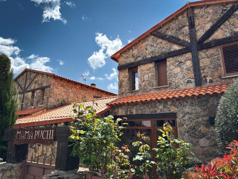Casa Mama Puchi - B&B Cercedilla