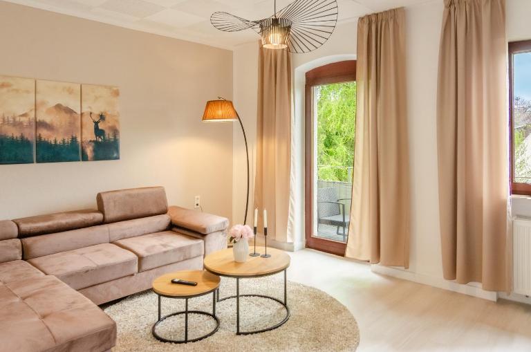 Moselblick-Balkon Familienparadies mit Spielzimmer ruhig & großzügig - B&B Brodenbach