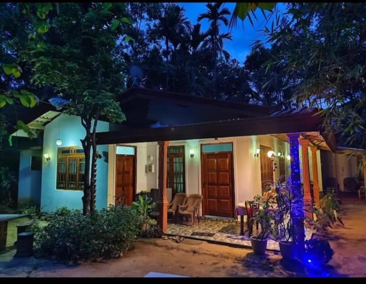 Ella Jungle Inn Homestay And Tree House - B&B Ella Town