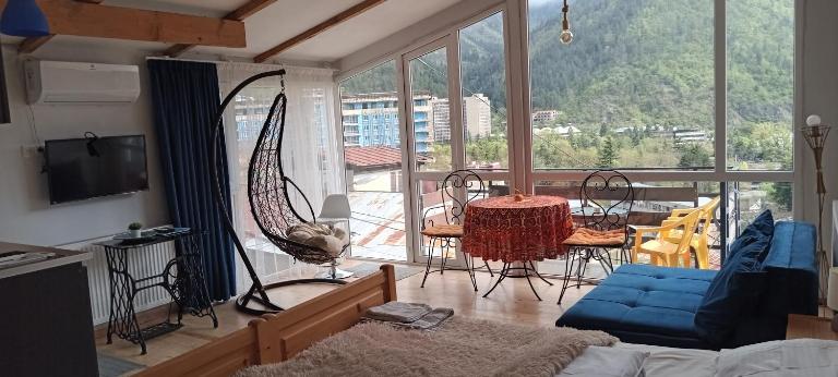 Ksenia's apartment - B&B Borjomi