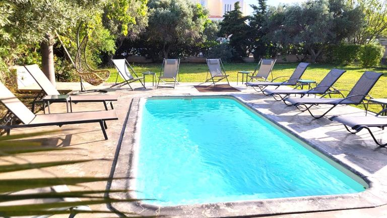 Nataly's Gardens with Pool Lagonissi - Ferienwohnung Lagonísi