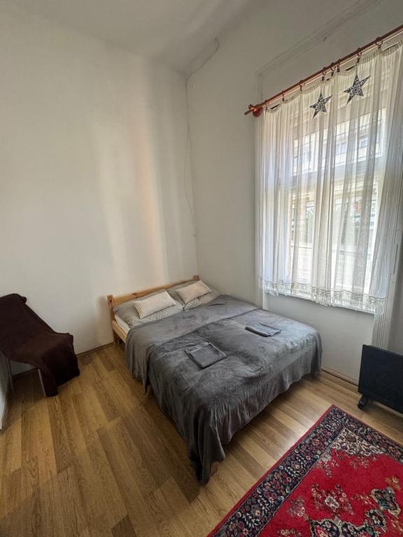 Downtown Apartment - B&B Pápa