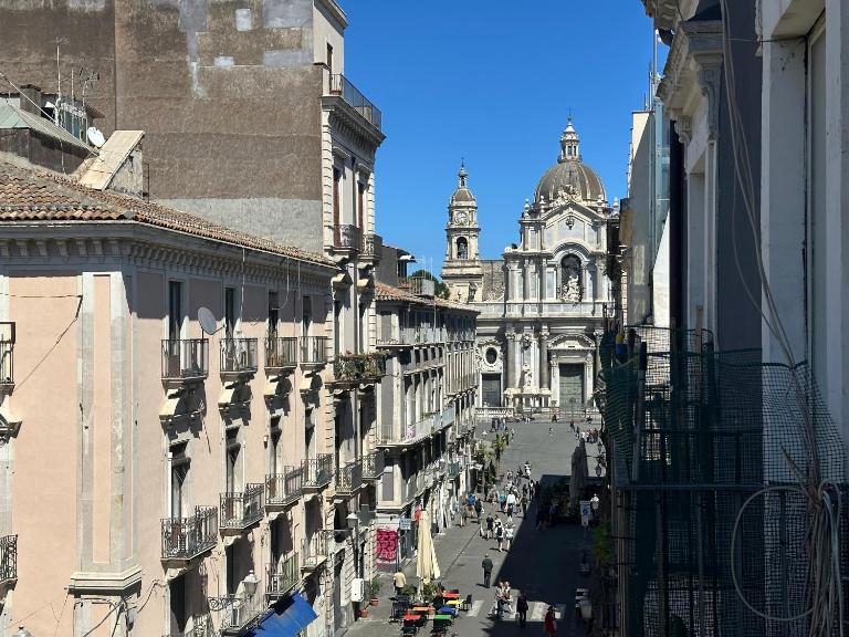 Duomo view - B&B Catania