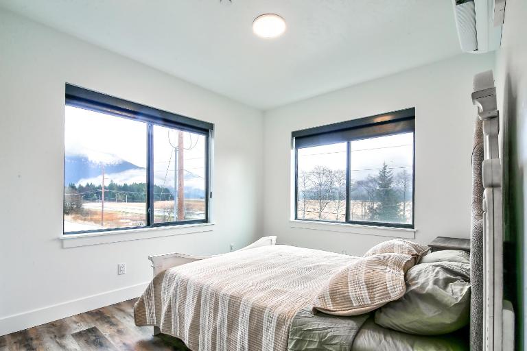 Cozy Luxury Close to Downtown 204 - B&B Juneau