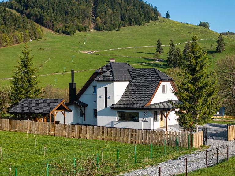 Mariska Villa - Ferienwohnung Izvoru Mureșului