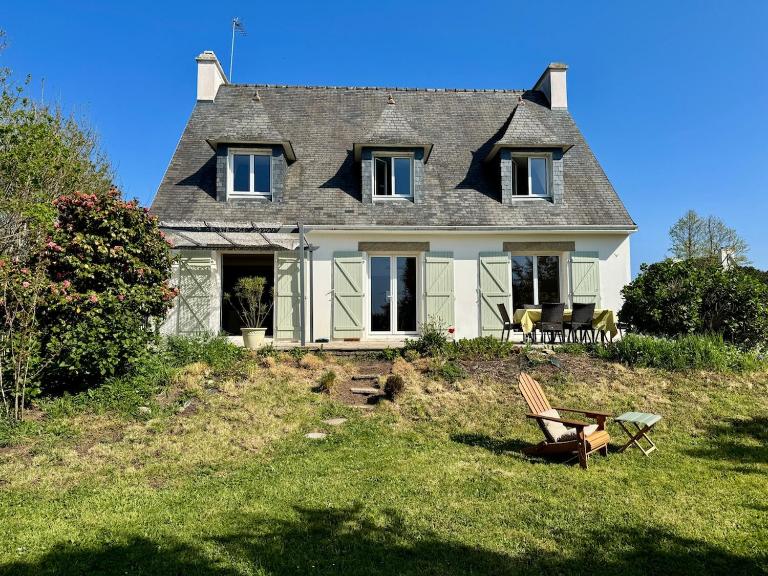 Charmante maison près de la plage, Sainte Marine - Bed and Breakfast Combrit