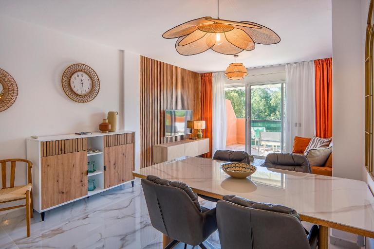 Newly renovated apartment Casares Costa - B&B Casares