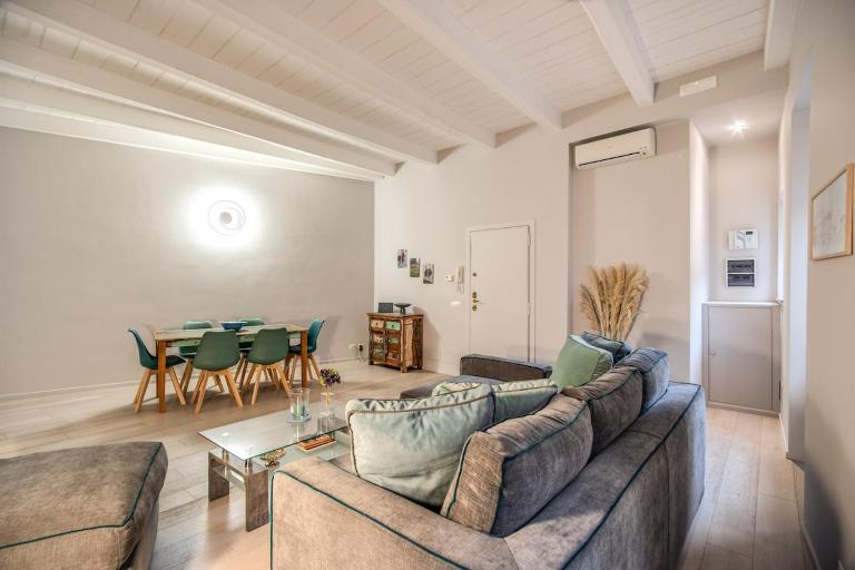 Agnello Apartment - Ferienwohnung Rom